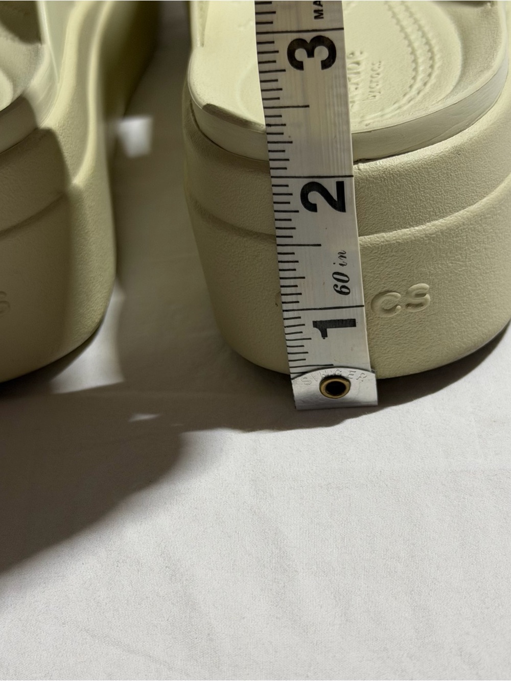 Crocs Women's Brooklyn Slip-On Flip Sandals - Picture 7 of 10